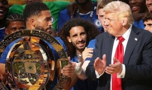 问鼎世俱杯！里斯-詹姆斯社媒晒捧杯照片，特朗普入镜
